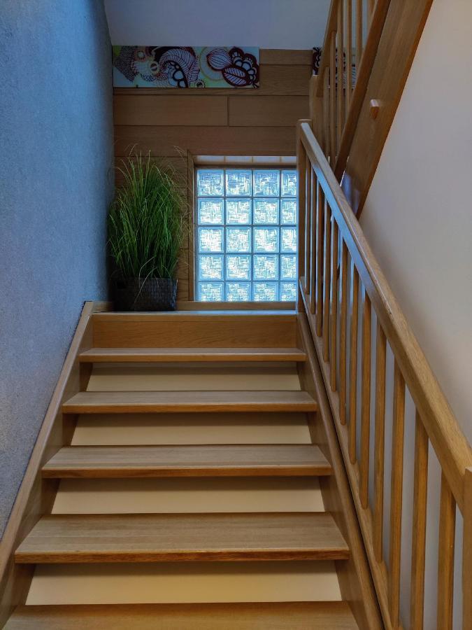 Holiday Home In Quiet Beautiful Area With Two Separate, Modern, Furnished Apartments Deutsch-Wagram Exterior photo